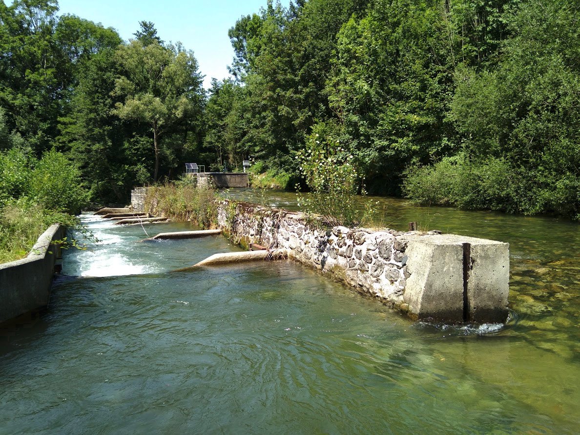 Prise d'eau et passe à poissons à Pouzac Hautes-Pyrénées
