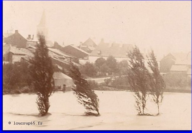 Photo crue 1897 Tournay